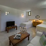 Villa Lithia *